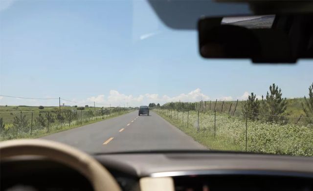 乾港集团高层草原自驾游 乾港集团高层草原自驾游