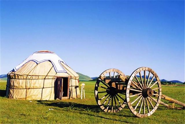 乾港集团高层草原自驾游 乾港集团高层草原自驾游