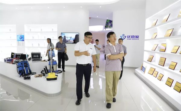 海港区政府领导莅临乾港 海港区政府领导莅临乾港