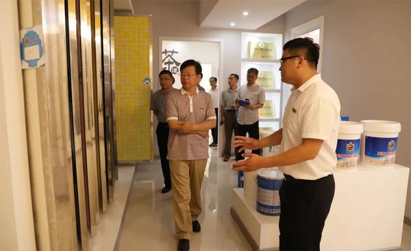 海港区政府领导莅临乾港 海港区政府领导莅临乾港