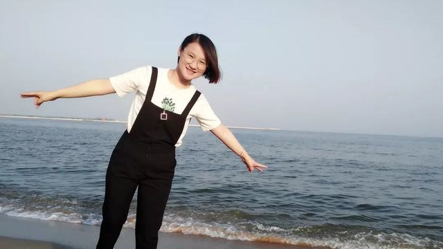 丁红艳-乾港网络总经理 丁红艳-乾港网络总经理