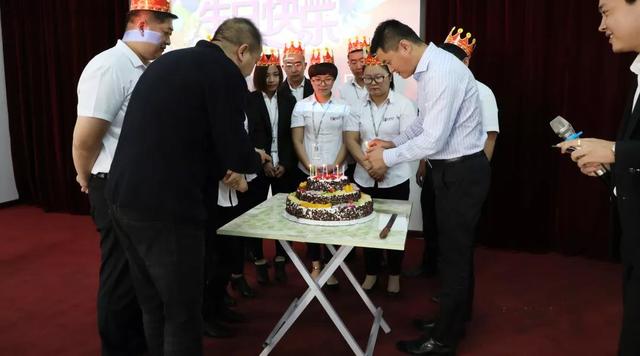 集团九月份员工生日会 集团九月份员工生日会