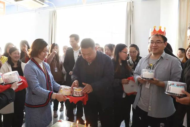 乾港生日会 乾港生日会