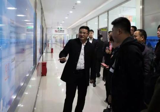 青年企业家参观乾港集团 青年企业家参观乾港集团