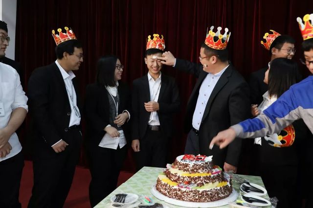 乾港生日会 乾港生日会