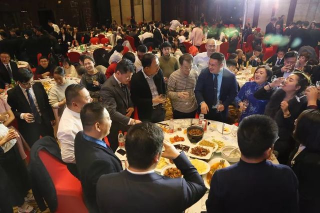 晚宴时间 晚宴时间