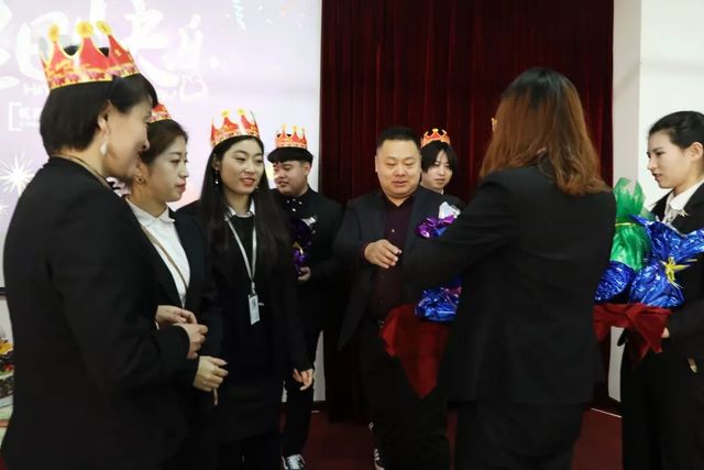 乾港生日会 乾港生日会