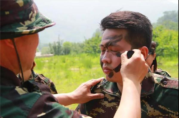 乾港集团,乾港官网,乾港网络,室内空气净化公司 乾港集团,乾港官网,乾港网络,室内空气净化公司