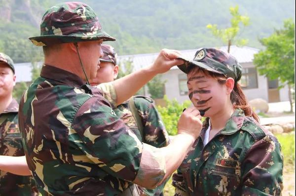 乾港集团,乾港官网,乾港网络,室内空气净化公司 乾港集团,乾港官网,乾港网络,室内空气净化公司