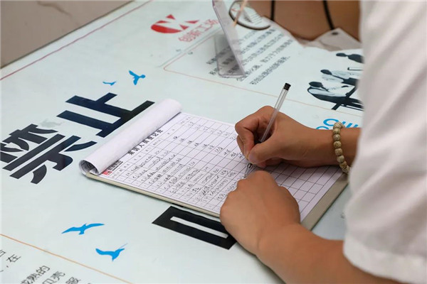 乾港集团,乾港官网,乾港网络,室内空气净化公司 乾港集团,乾港官网,乾港网络,室内空气净化公司